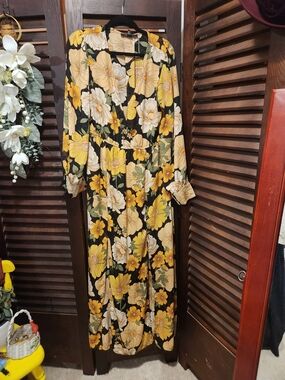chinese dress ladies Amarillo Love Maxi Dress – Jennafer Grace main image 1